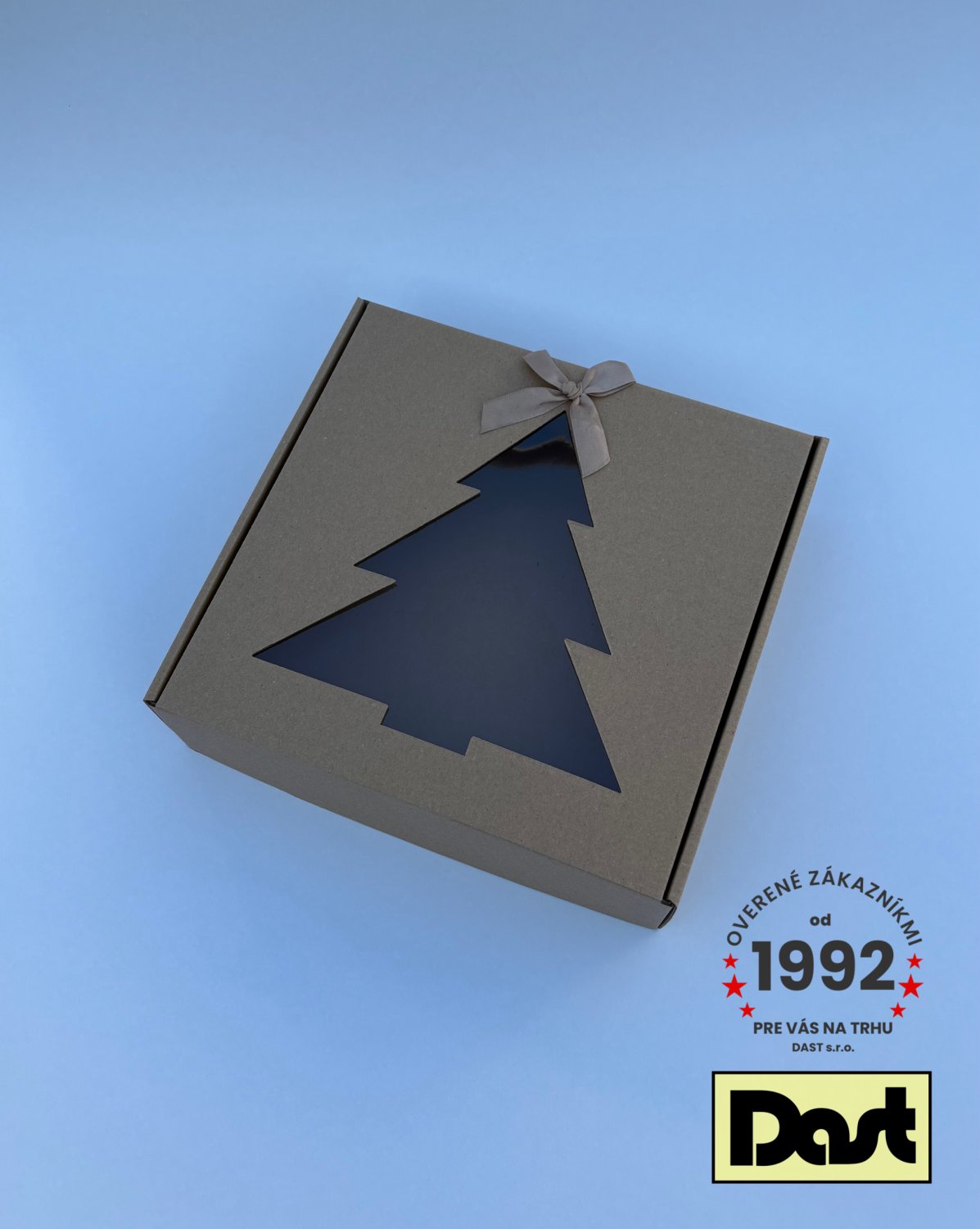 Krabička s okienkom 25x25x7cm STROMČEK Hnedá MAŠLA Krabička s okienkom 25x25x7cm STROMČEK Hnedá MAŠLA